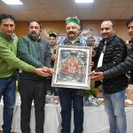 शिक्षा मंत्री ने अंतरराष्ट्रीय स्तर पर उत्कृष्ट प्रदर्शन करने वाली छात्राओं को किया सम्मानित।