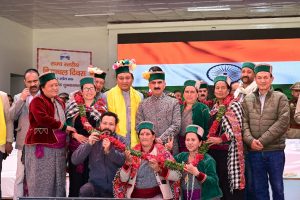 मुख्यमंत्री ने दिए सिविल सर्विसिस अवॉर्ड,प्रेरणा स्रोत सम्मान और हिमाचल गौरव पुरस्कार।