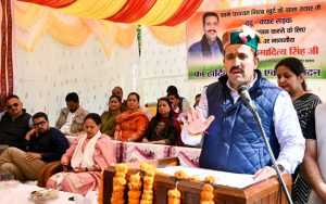 प्रदेश में सड़कों पर व्यय हो रहे 6000 करोड़:विक्रमादित्य सिंह।