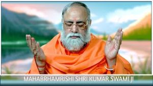 पालमपुर में समागम के दौरान महाब्रह्मर्षि श्रीकुमार स्वामी ने श्रद्धालृुओं को प्रदान की दुख निवारण की कृपा।
