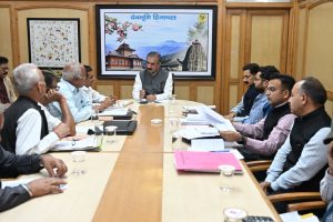 HRTC पेंशनर्स ज्वाइंट एक्शन कमेटी ने मुख्यमंत्री से की भेंट,सीएम बोले एचआरटीसी पेंशनरों को समय पर मिलेगी पेंशन।