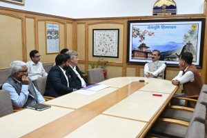मुख्यमंत्री ने की नेरी में स्थापित किए जा रहे देश के पहले बायोचार संयंत्र की प्रगति की समीक्षा।