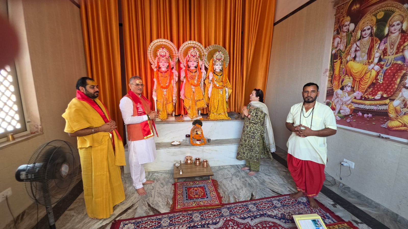 राज्यपाल ने सालासर बालाजी धाम में की पूजा-अर्चना,राष्ट्र की सुख-समृद्धि एवं शांति की कामना की।