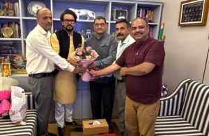 Delhi:शिमला बार एसोसिएशन ने DRT को शिमला में संचालित करने की मांग को लेकर सांसद अनुराग ठाकुर से की मुलाकात।